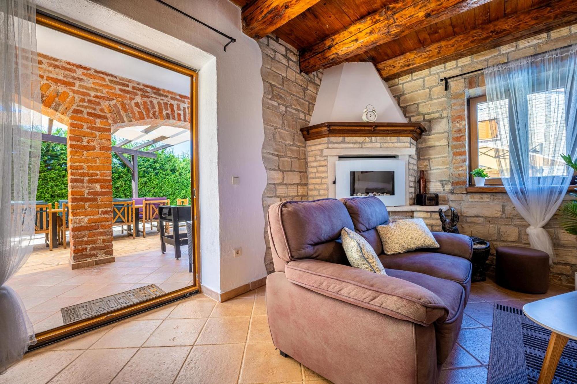 Villa 9 Mani Butkovići Exteriör bild